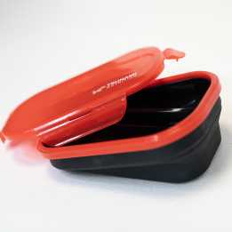 Tsunami Nutrition foldable silicone lunch box