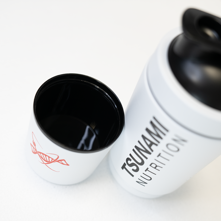 Shaker Metal Bianco con Portapillole 600 ml + 200 ml